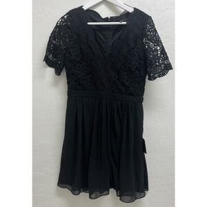 Lulus Black Lace Chiffon V Neck Short Sleeve Mini Cocktail Dress Size M NEW